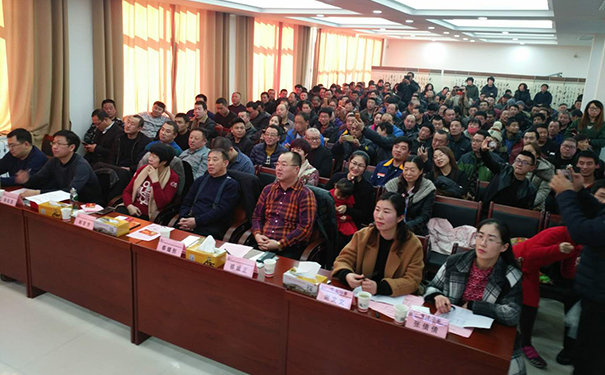 莱工.jpg 莱工.jpg